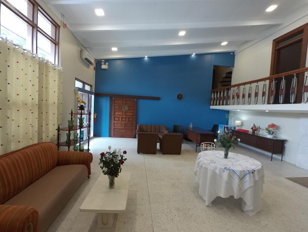 Residencia Marfel Hotel Tacloban Eksteriør billede